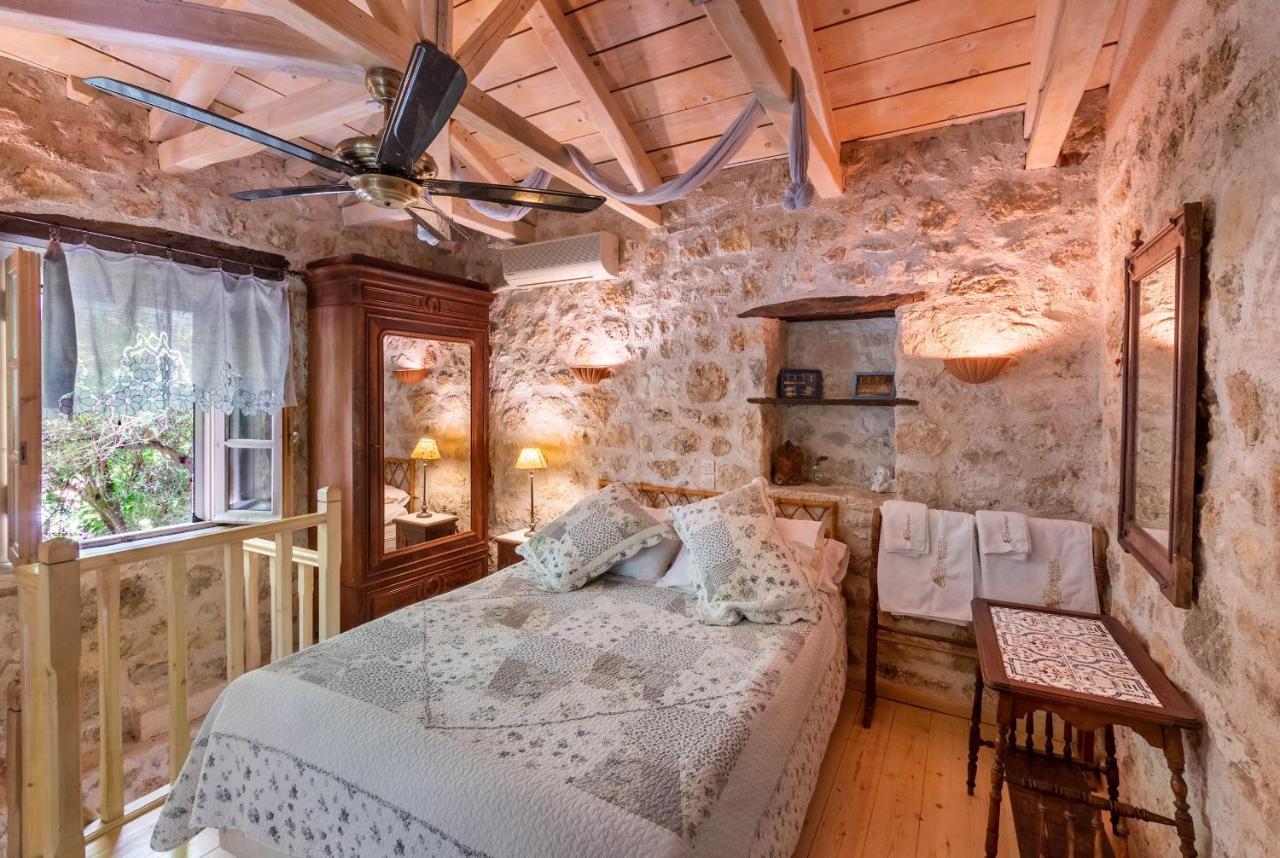 Pavezzo Country Retreat Aparthotel Katouna Exterior photo